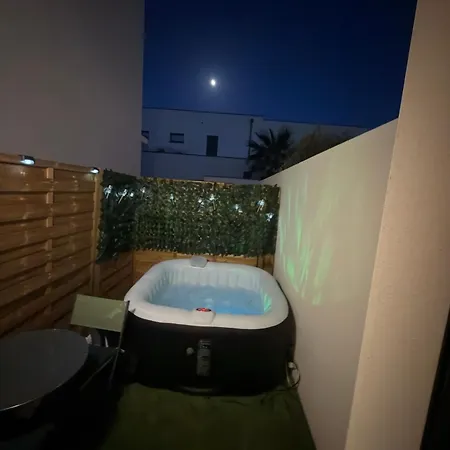 Cosy Maisonnette & Patio Privatif Vila